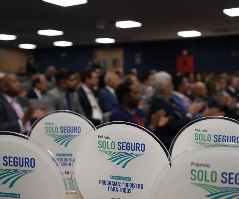 Prêmio Solo Seguro 2024-2025 destaca Cartórios na regularização