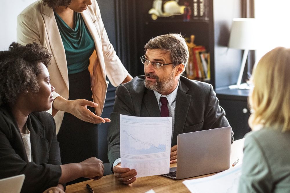 O Diálogo no Direito Imobiliário: Advogados, Notários e Registradores