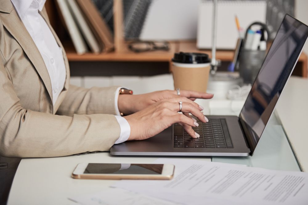 A regulamentação da presença digital das serventias em Goiás